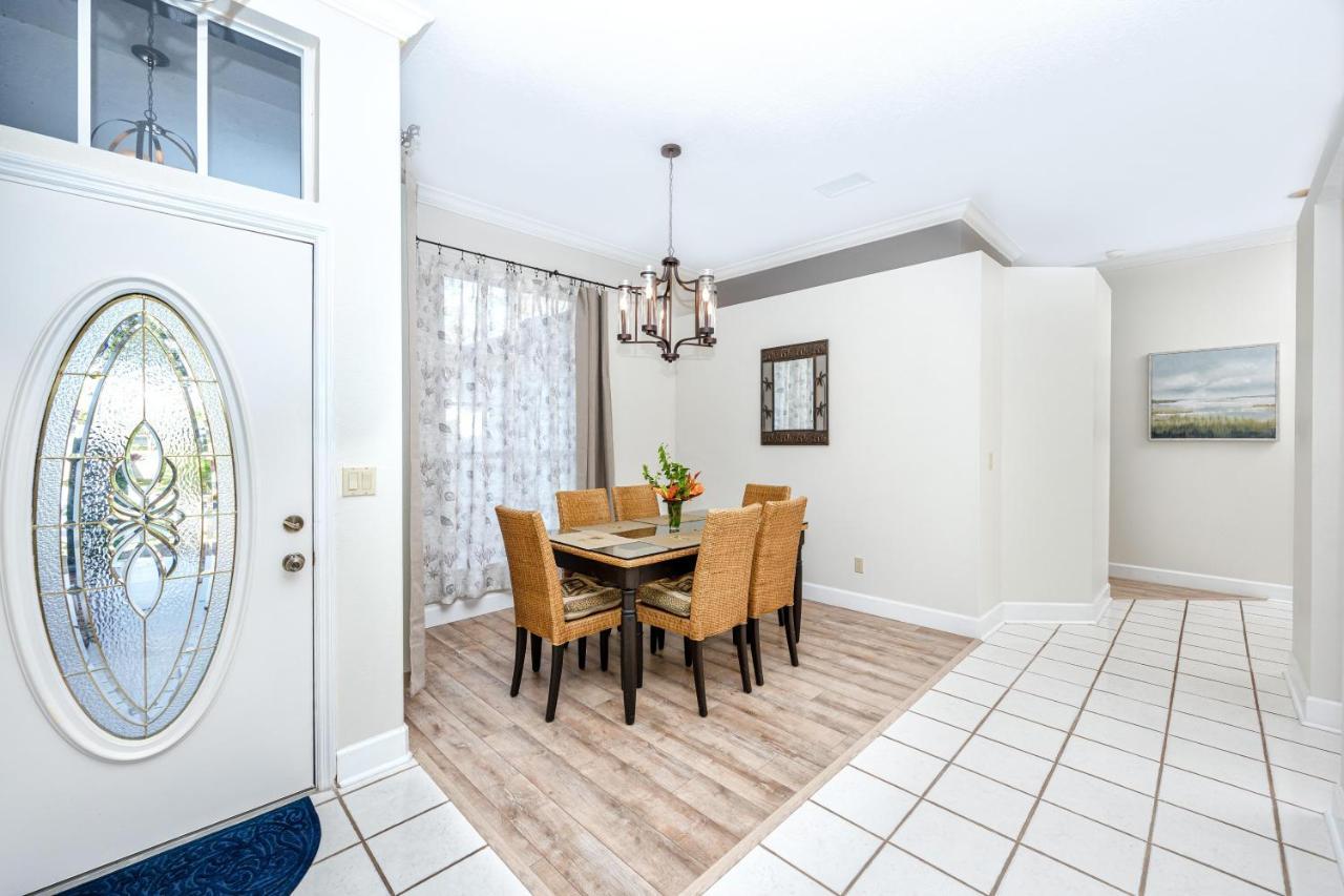 Palm Harbor Paradise - Lovely Home With Pool & Hot Tub Exterior photo